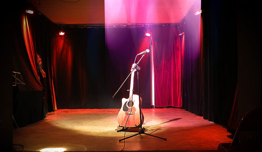 Open Stage at tik